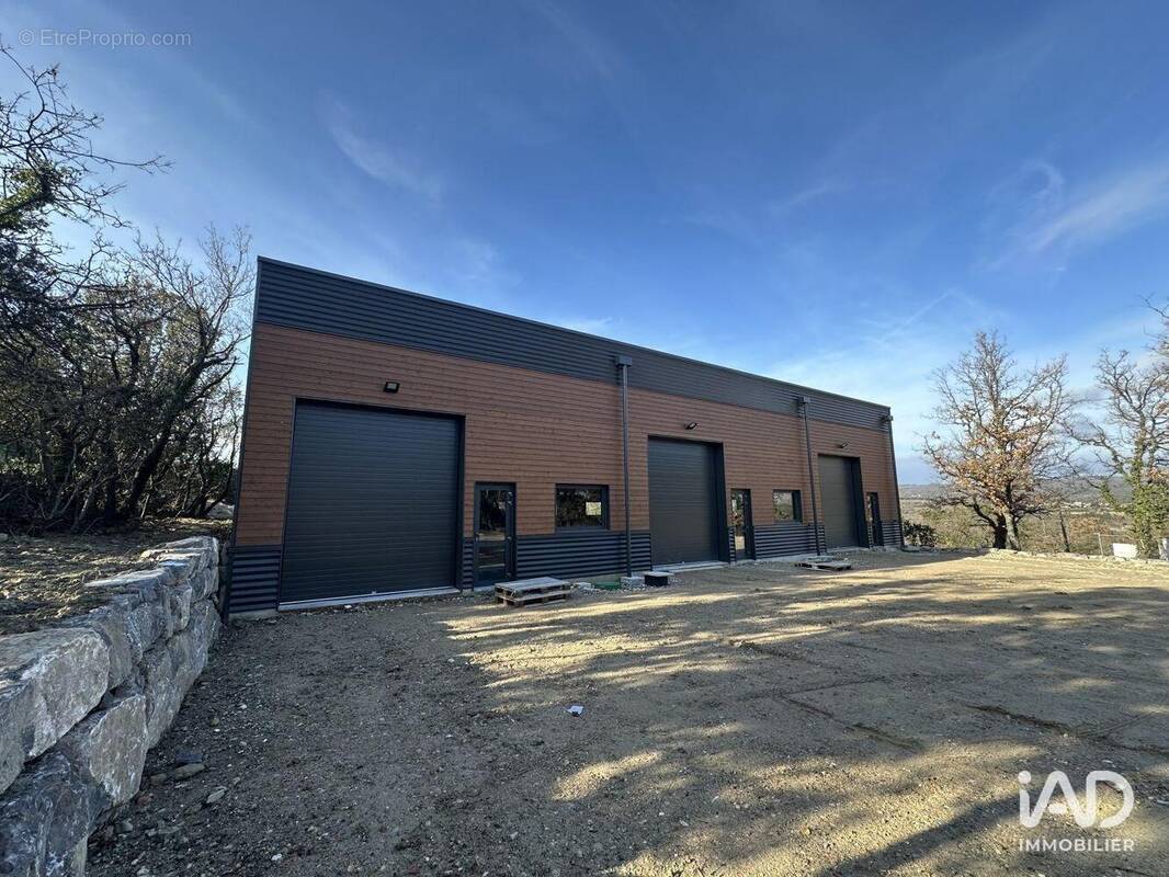 Photo 1 - Commerce à GRIGNAN