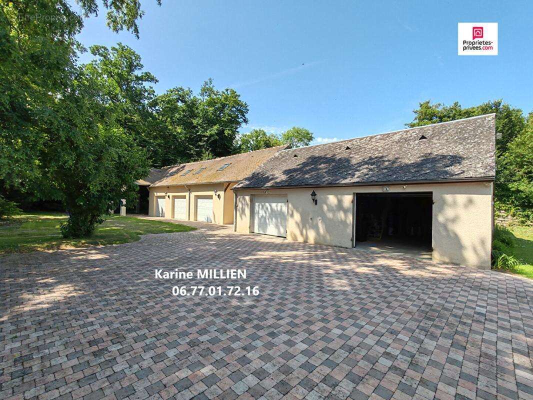 Maison à DAMPIERRE-SUR-AVRE