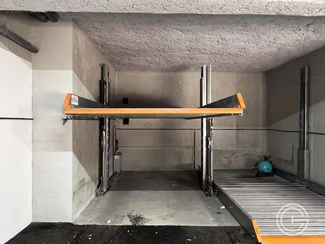 Parking - Nice Saint Isidore - photo 4