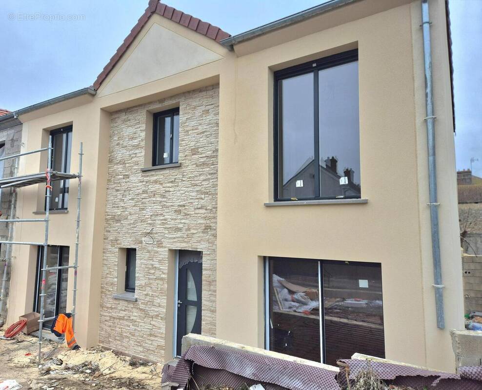 Photo 1 - Maison à FRENEUSE