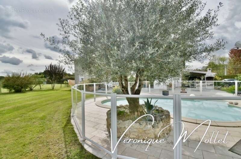 Maison à LIGNAN-DE-BORDEAUX