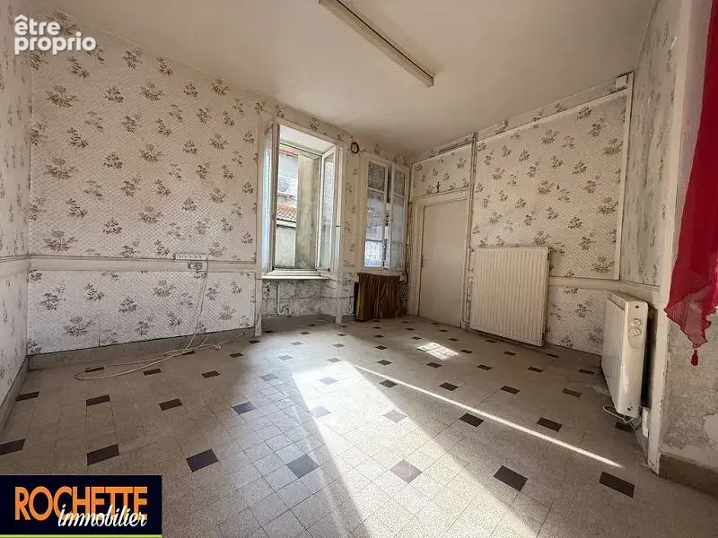 Maison 56 m² à Sainte-Colombe-Sur-Gand  - photo 3