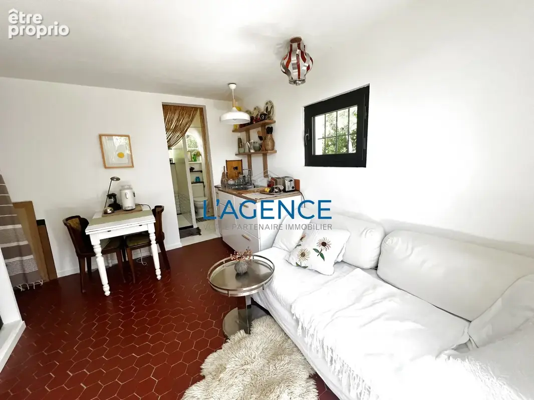 Proche centre et en pleine nature charmante villa de 110m2 sur 716m2 de terrain - photo 7