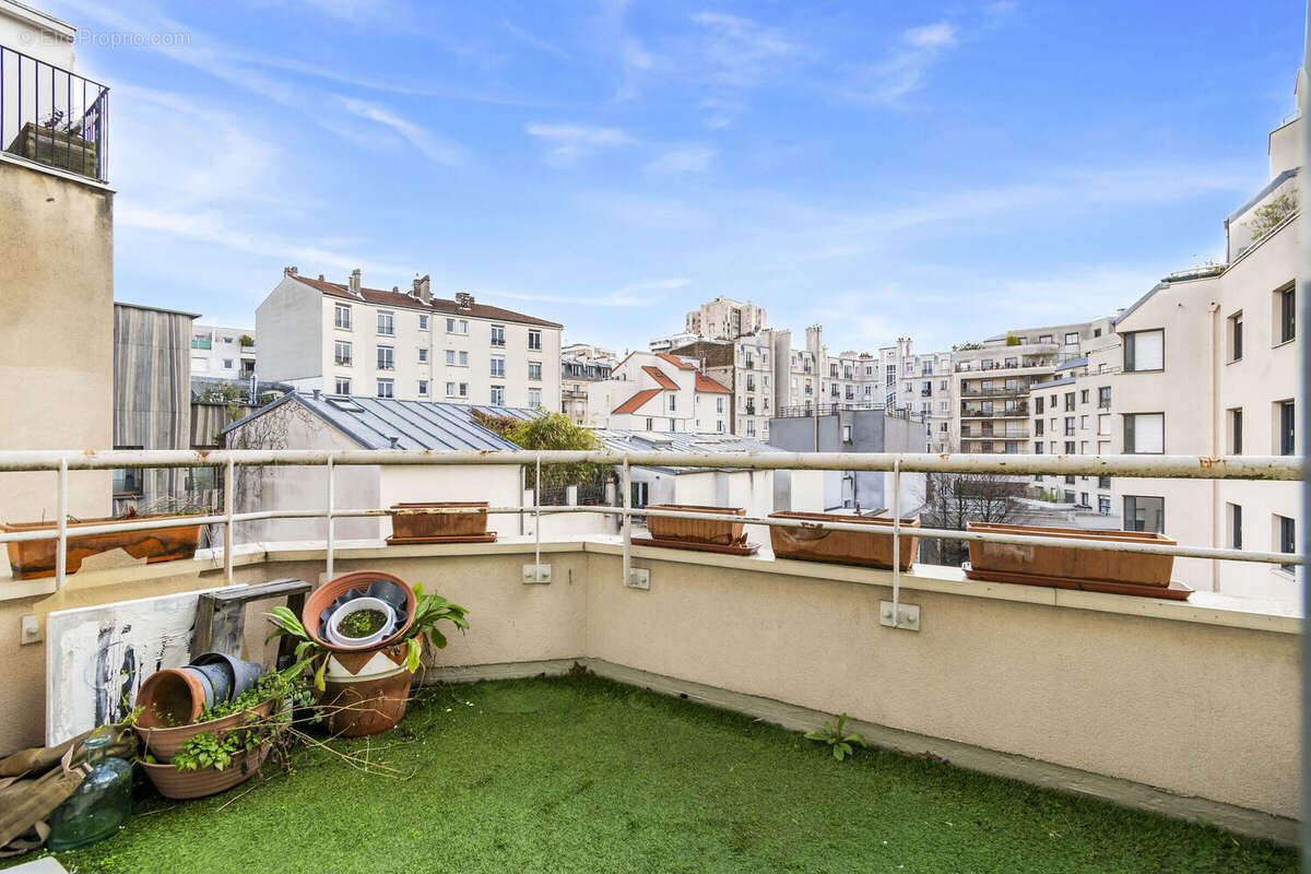 Appartement à PARIS-19E