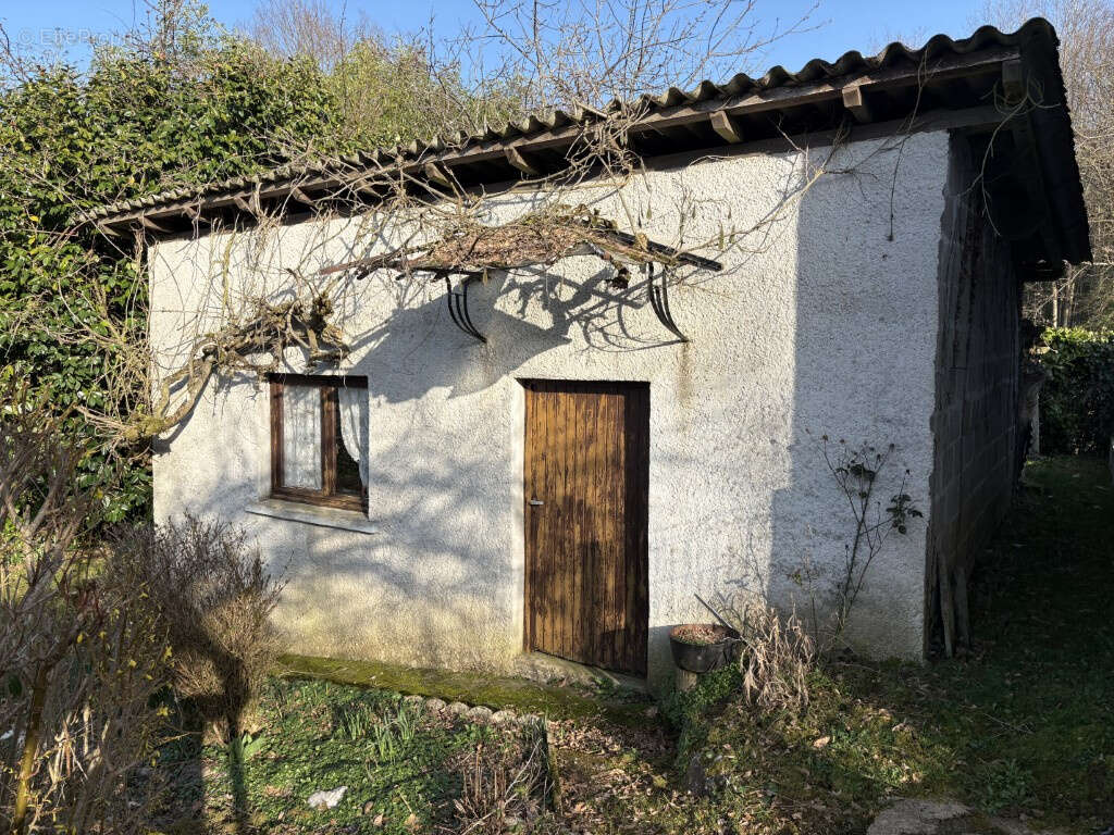 Maison à ARNAC-POMPADOUR