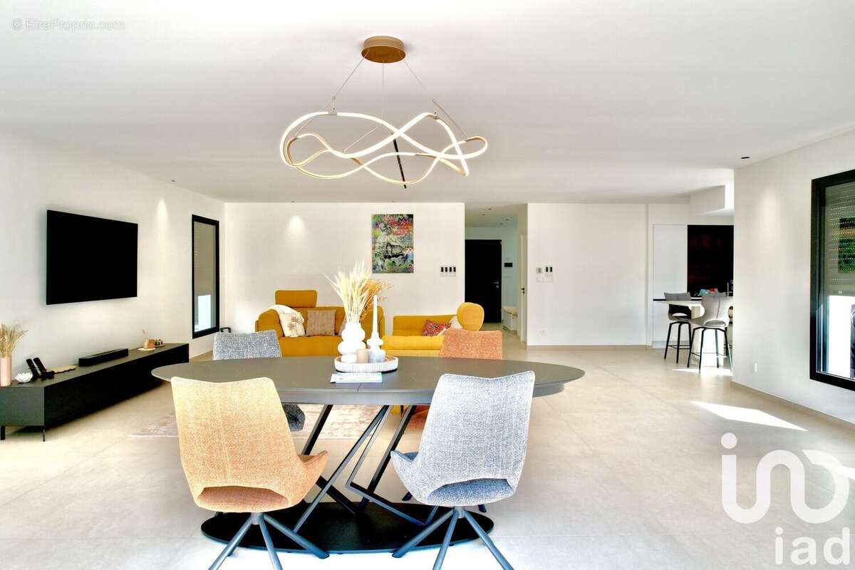 Photo 4 - Maison à CAVEIRAC