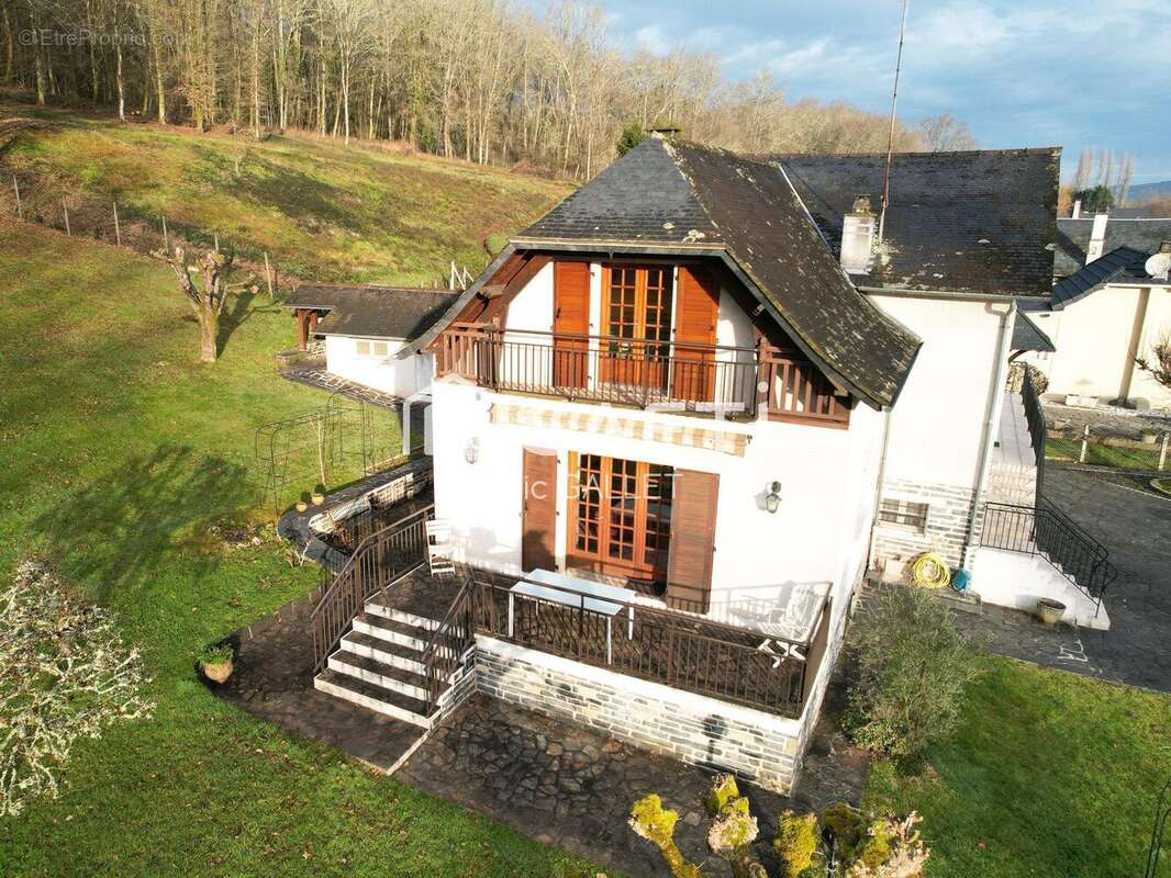 Photo 2 - Maison à SAINT-VIANCE