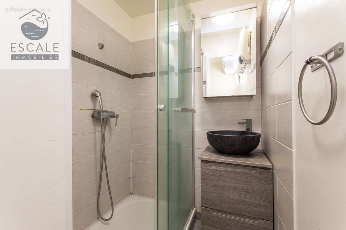 Vente type 2 cabine reamenage + parking aux quilles a sete - photo 12