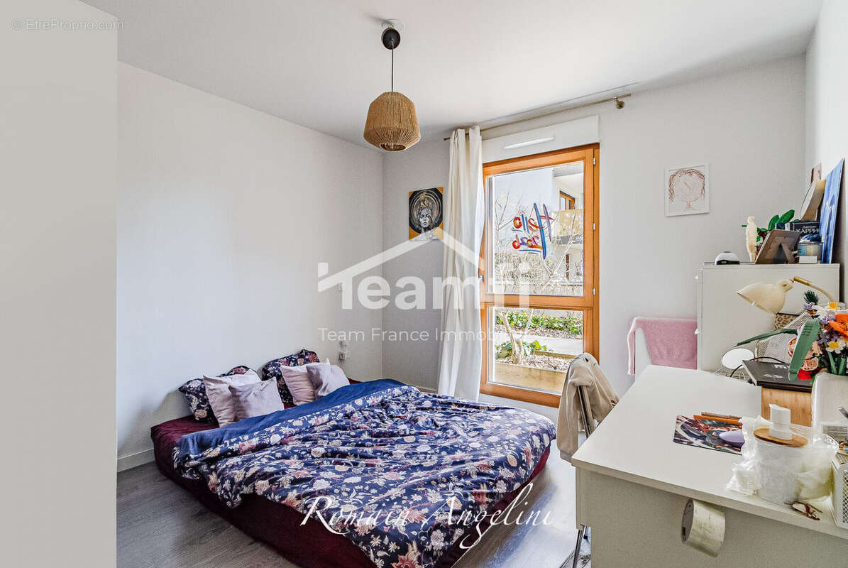 Appartement à SATHONAY-CAMP