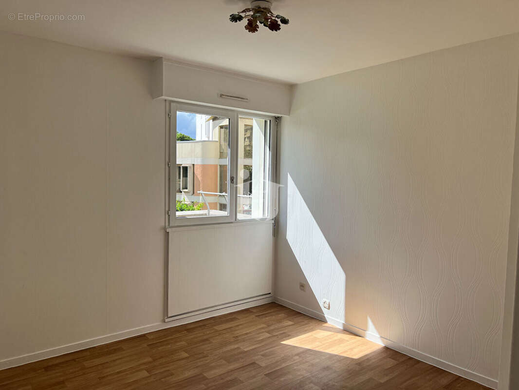 Appartement à EPINAY-SUR-SEINE
