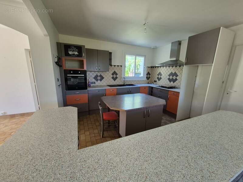 Maison à TONNAY-BOUTONNE