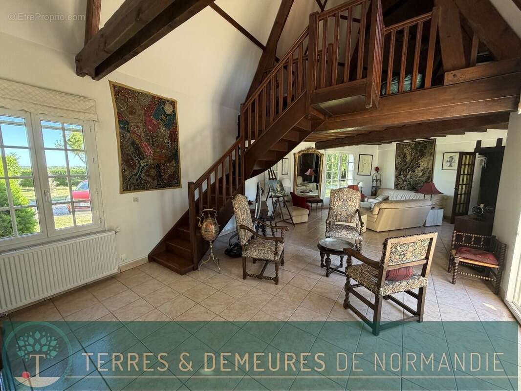 Propriété Normande Familiale Aux Volumes Généreux - photo 4
