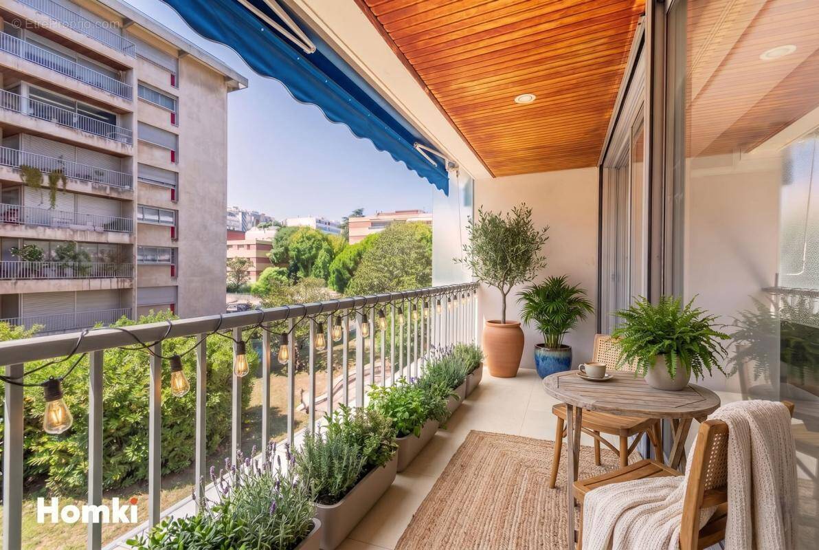 Appartement à MARSEILLE-8E
