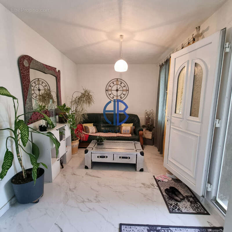 Maison à MARCILLOLES