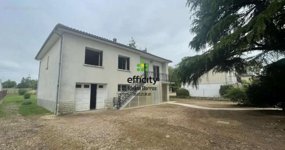 Maison 132 m² à Amberac  - photo 18