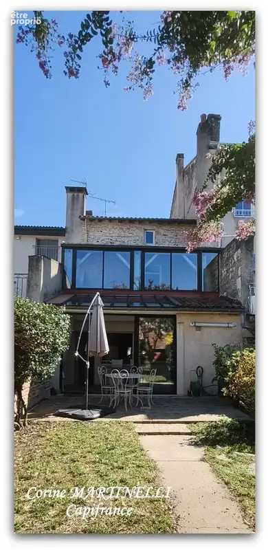 Maison de caractère au cœur de la ville - 4 chambres, jardin - photo 21