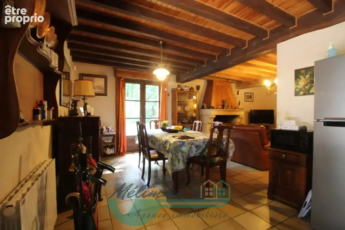 Maison 9 pièces 142 m² à vendre à Sougeres-En-Puisaye (89520) - photo 3