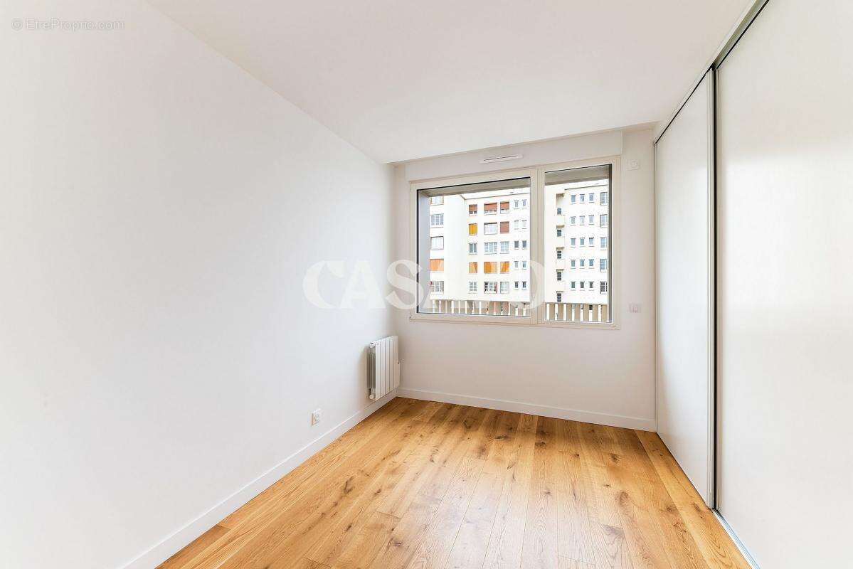 Appartement à ISSY-LES-MOULINEAUX