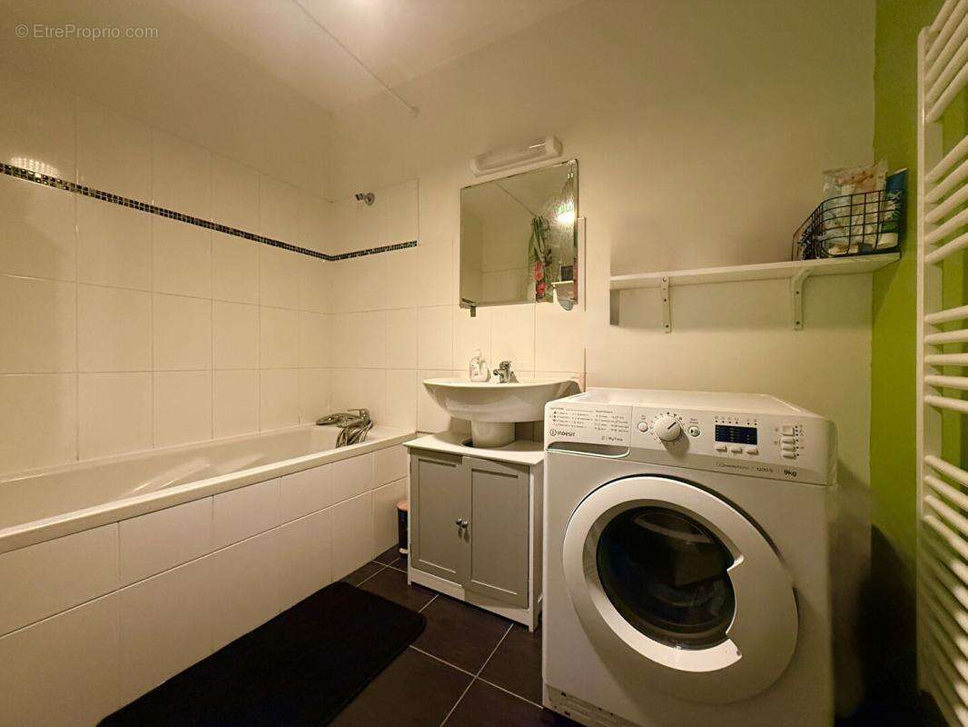 Appartement à FLEURY-SUR-ORNE