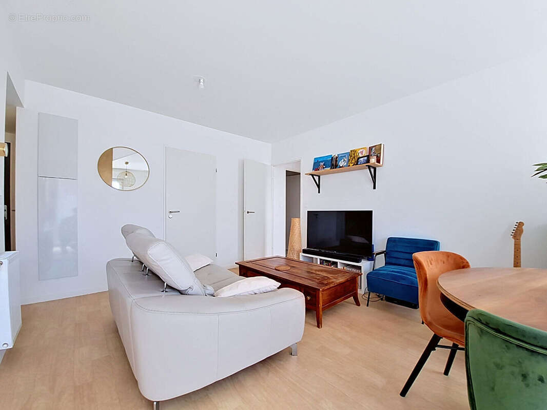 Appartement à SAINTE-LUCE-SUR-LOIRE