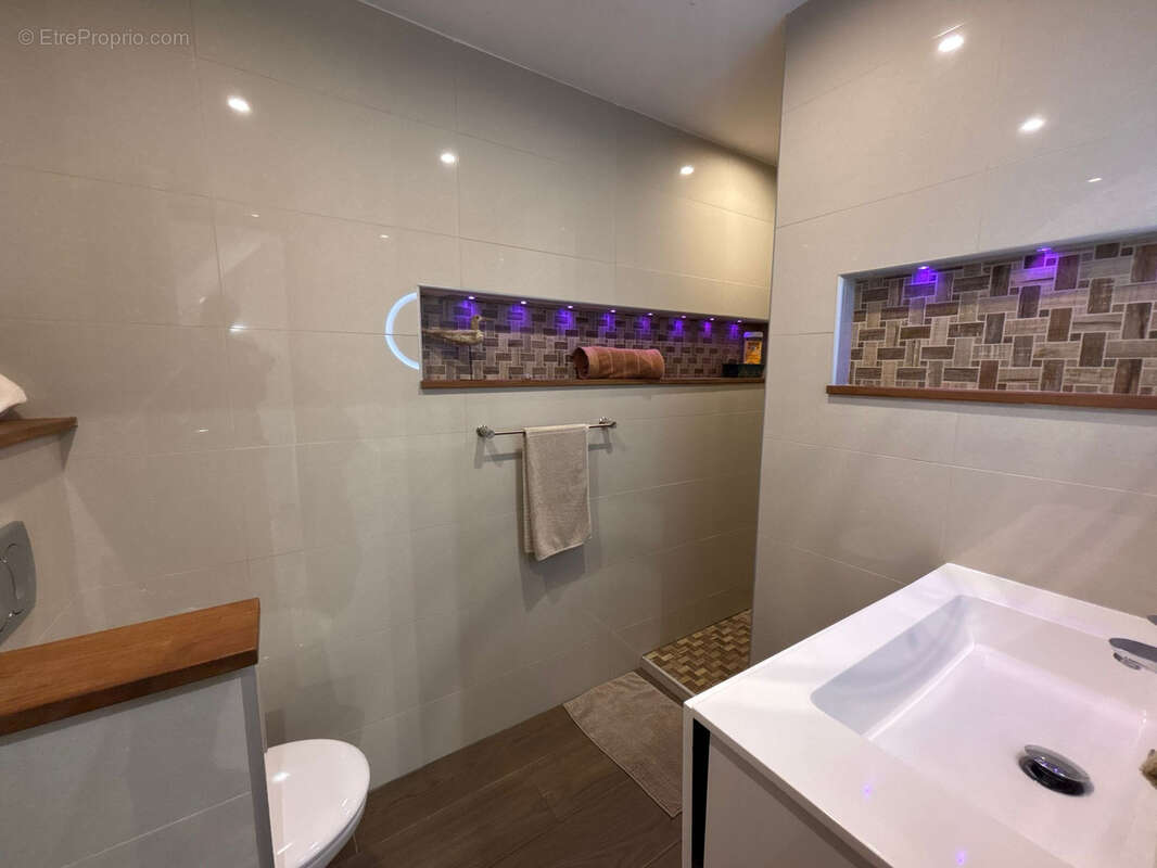 Duplex vue marina avec jacuzzi — Anse Marcel - photo 11