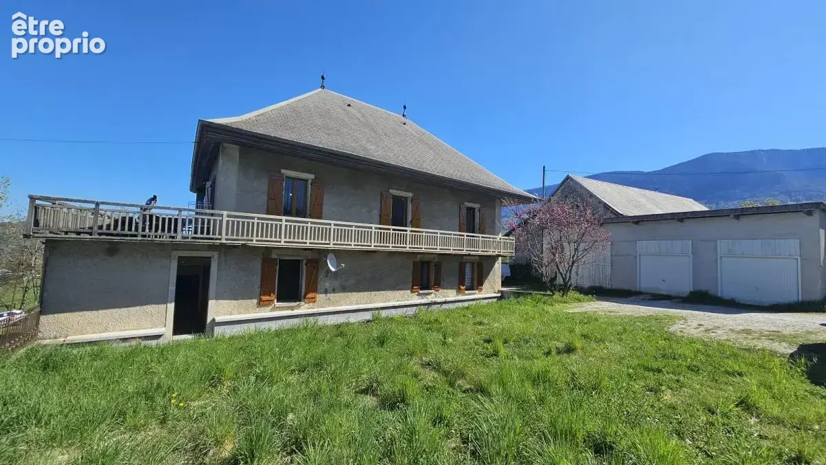 Maison 200 m² à Montcel  - photo 2