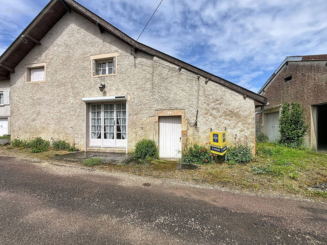 Maison à FRANCHEVILLE