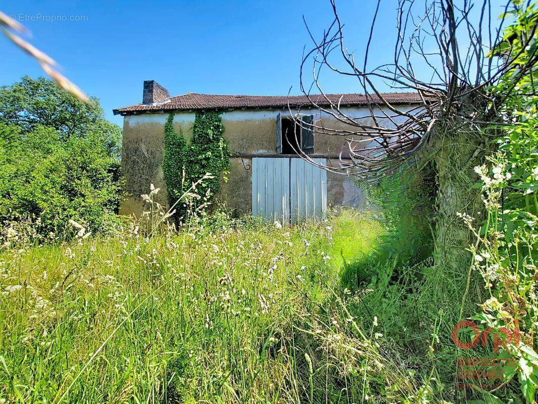 Maison à POUDENX