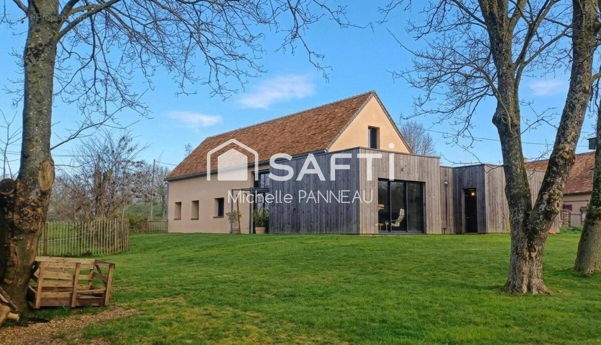 Maison 180 m² à Louplande  - photo 1