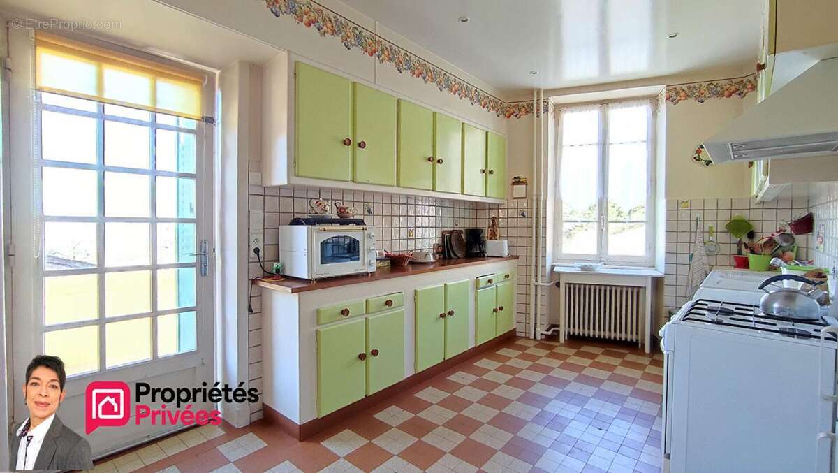 THIZY-LES-BOURGS (69240)  Demeure de caractère, 6 à 8 chambres, avec jardin et potentiel locatif - photo 7