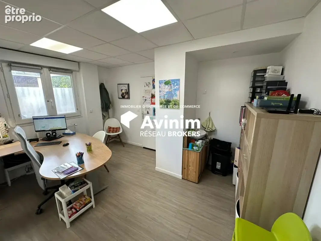 Commerce 59 m² à vendre à Conflans-Sainte-Honorine (78700) - photo 2