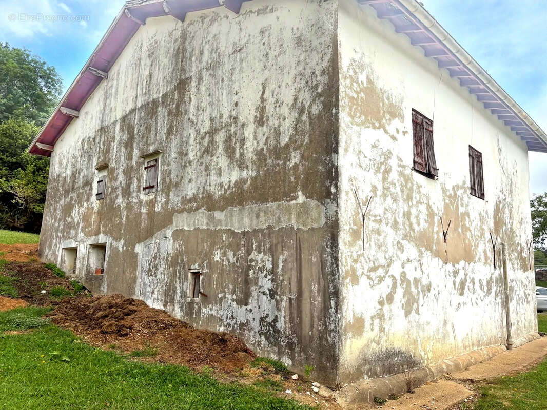 Maison à LAHONCE