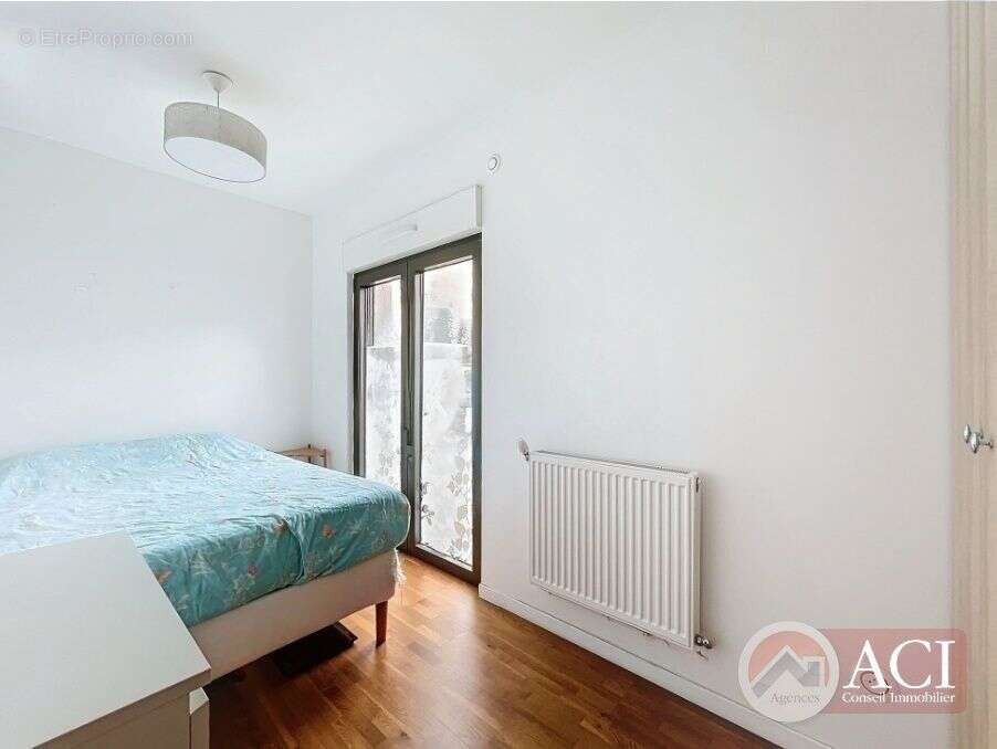 59202703i.jpg - Maison à GROSLAY