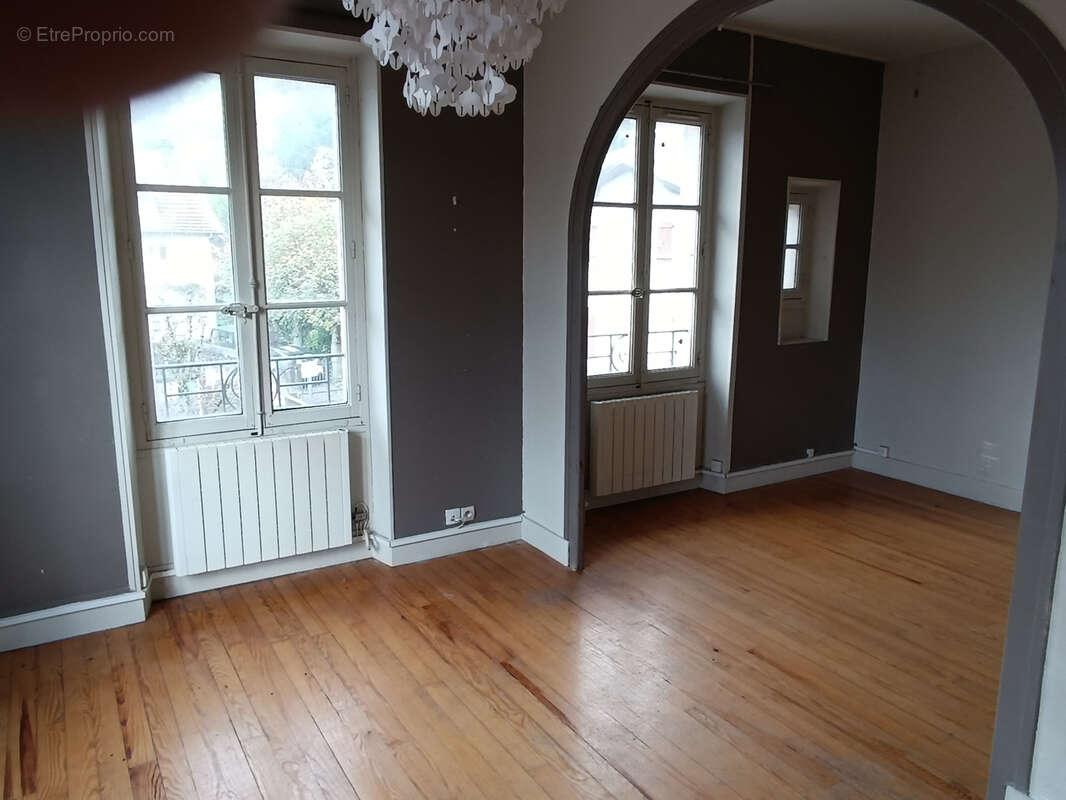Appartement à SAINT-EGREVE