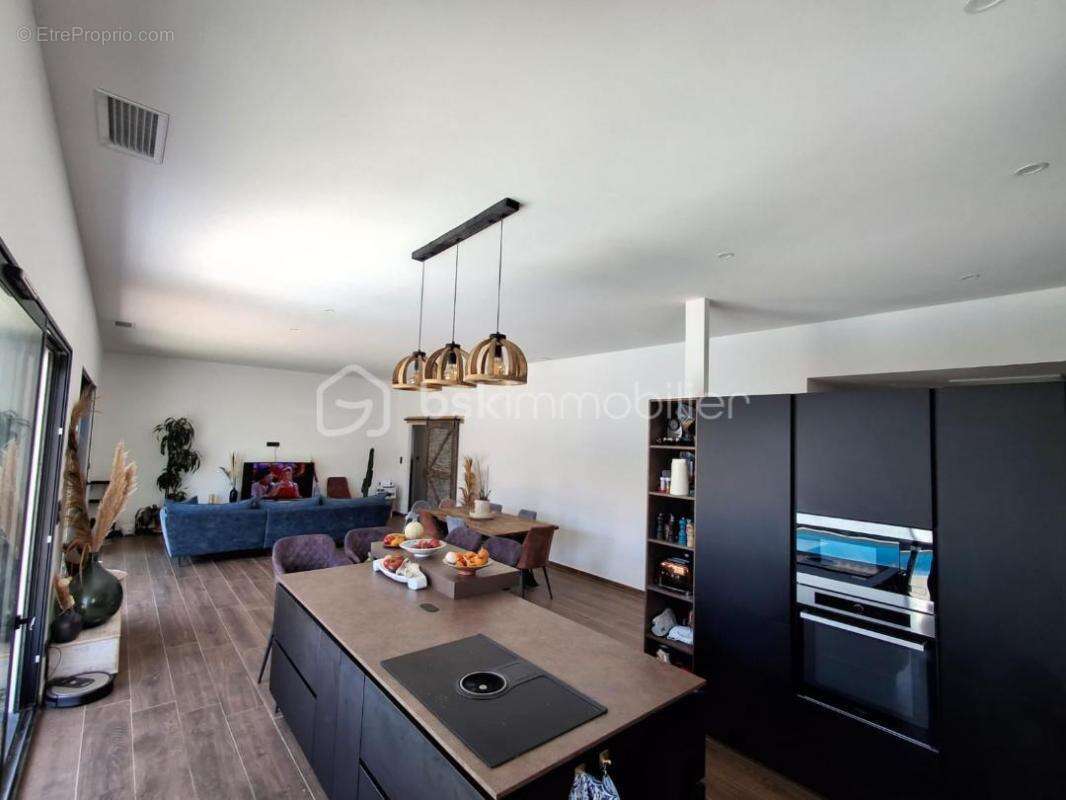 Maison à SAINT-ANDRE-DE-ROQUELONGUE