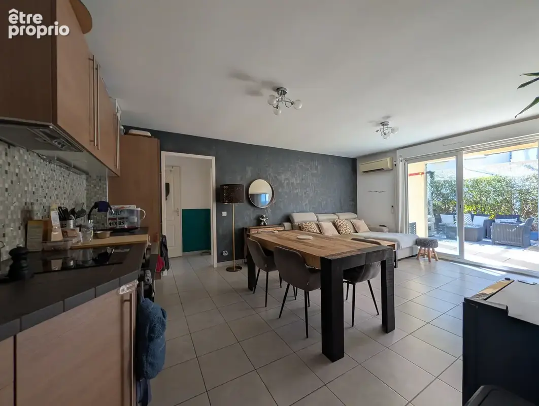 Vente appartement T3 de plain pied, avec jardin et box, à Peyrolles en Provence. - photo 3