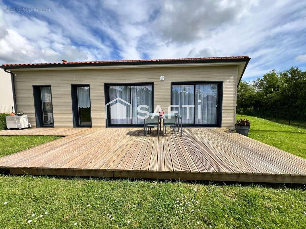 Photo 2 - Maison à SIGOURNAIS