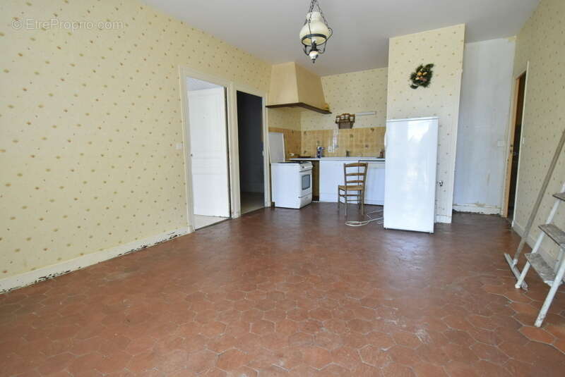 n°4 - Maison à GIVRY