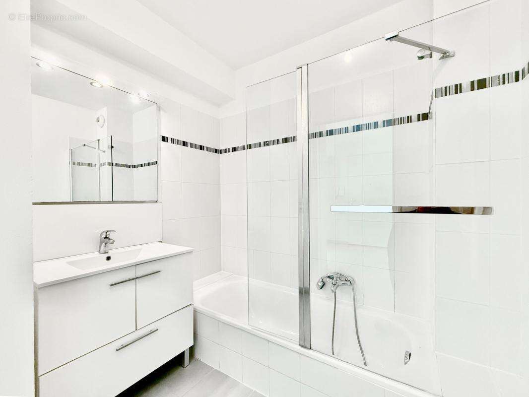 Appartement à LA COLLE-SUR-LOUP