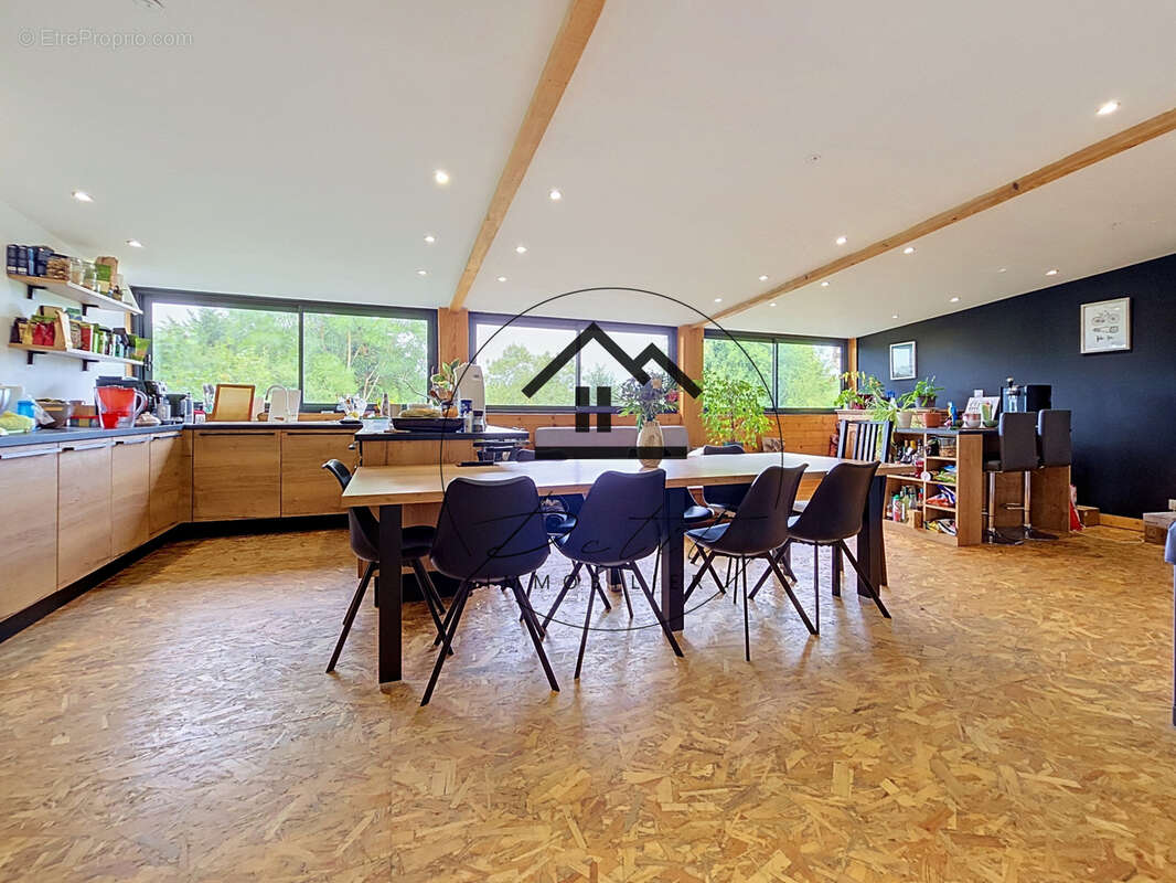 Coup de cœur à mouy   155 m2   piscine chauffée intérieure   811 m2 de terrain - photo 3