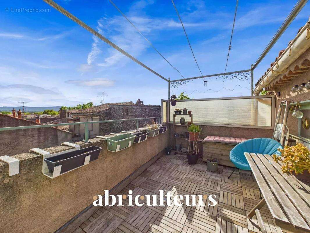 Appartement à PERTUIS