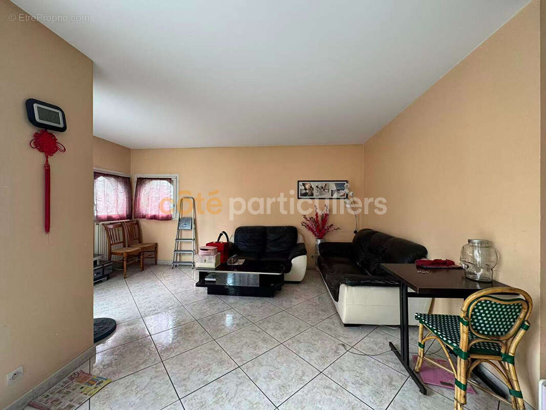 Appartement Bondy 5 pièce(s) 89.79 m2 - photo 2