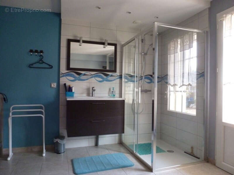 Maison à MONT-SAINT-PERE