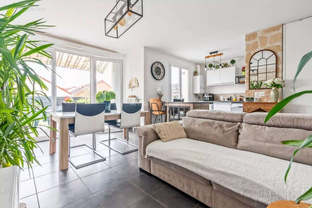Maison à DAMPMART
