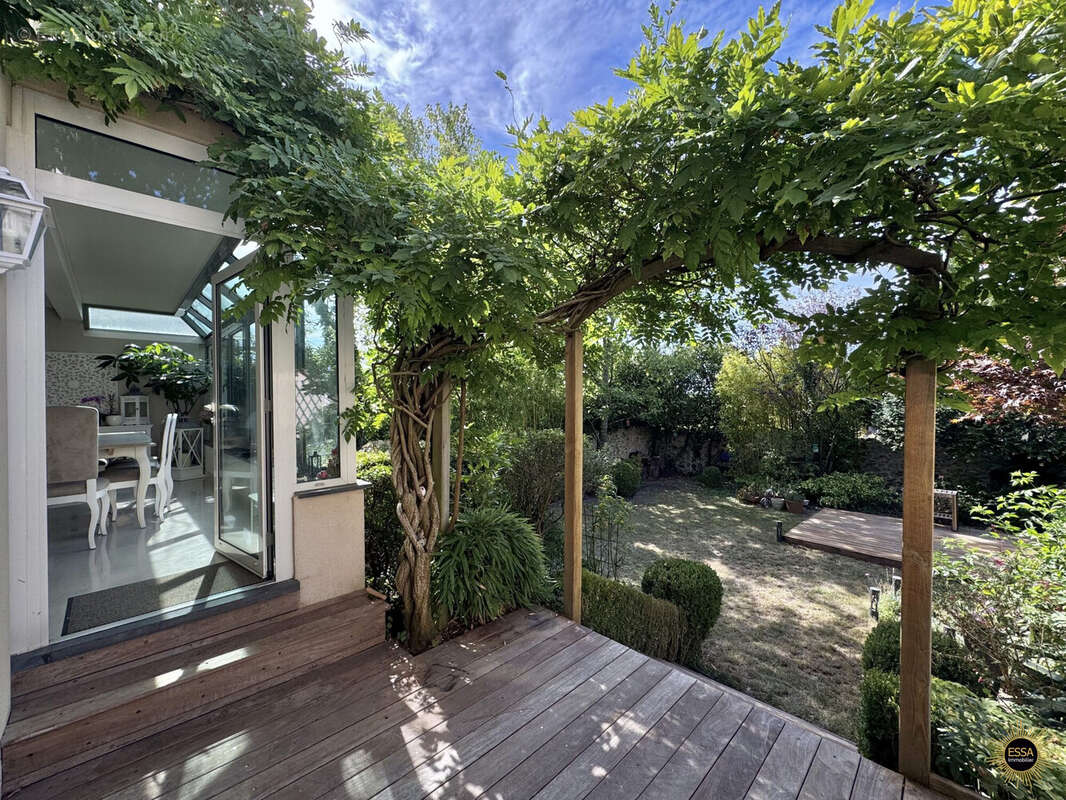 Maison à NOISY-LE-ROI