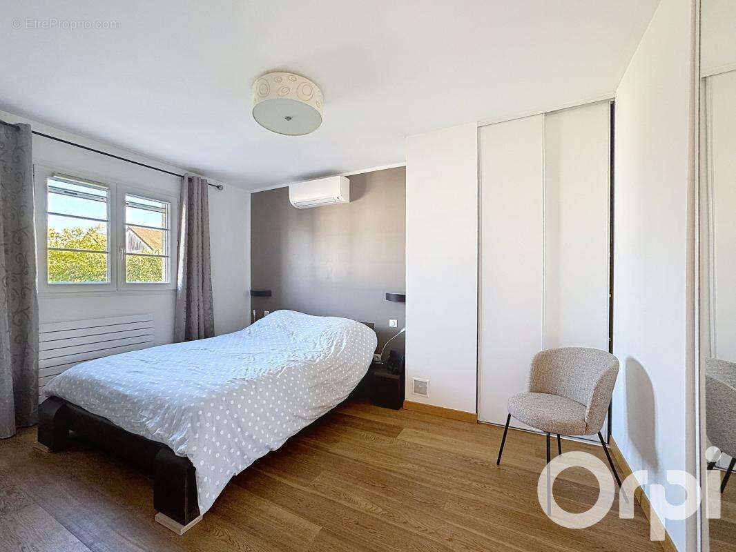 Maison à BALLAINVILLIERS