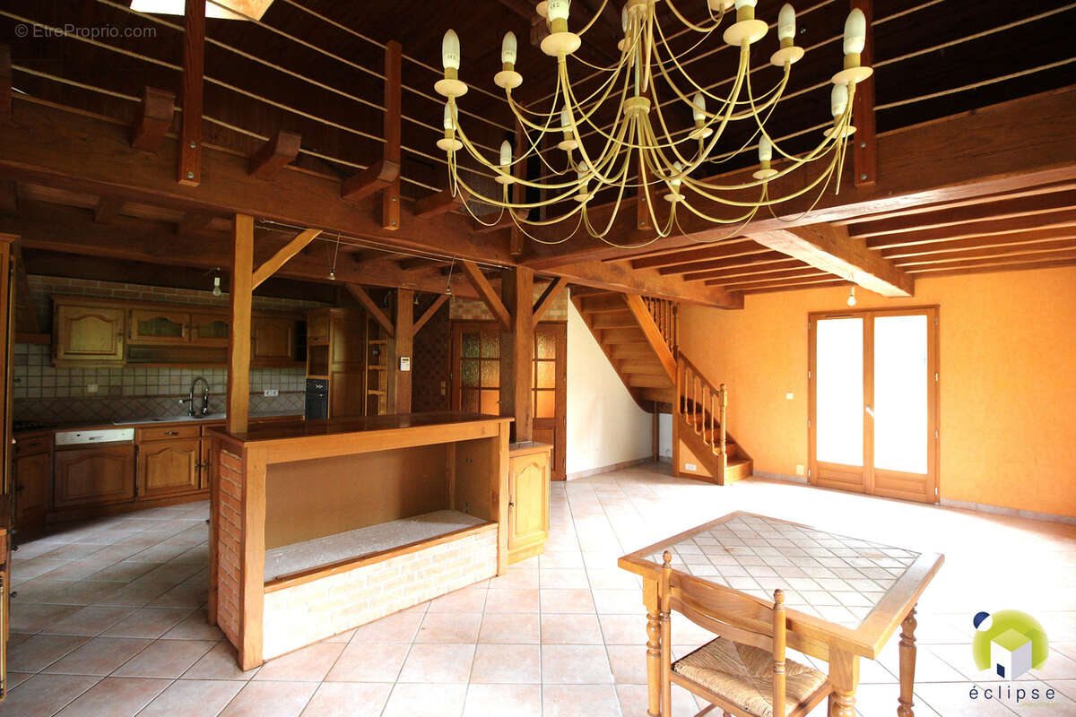 Maison à CONFRANCON