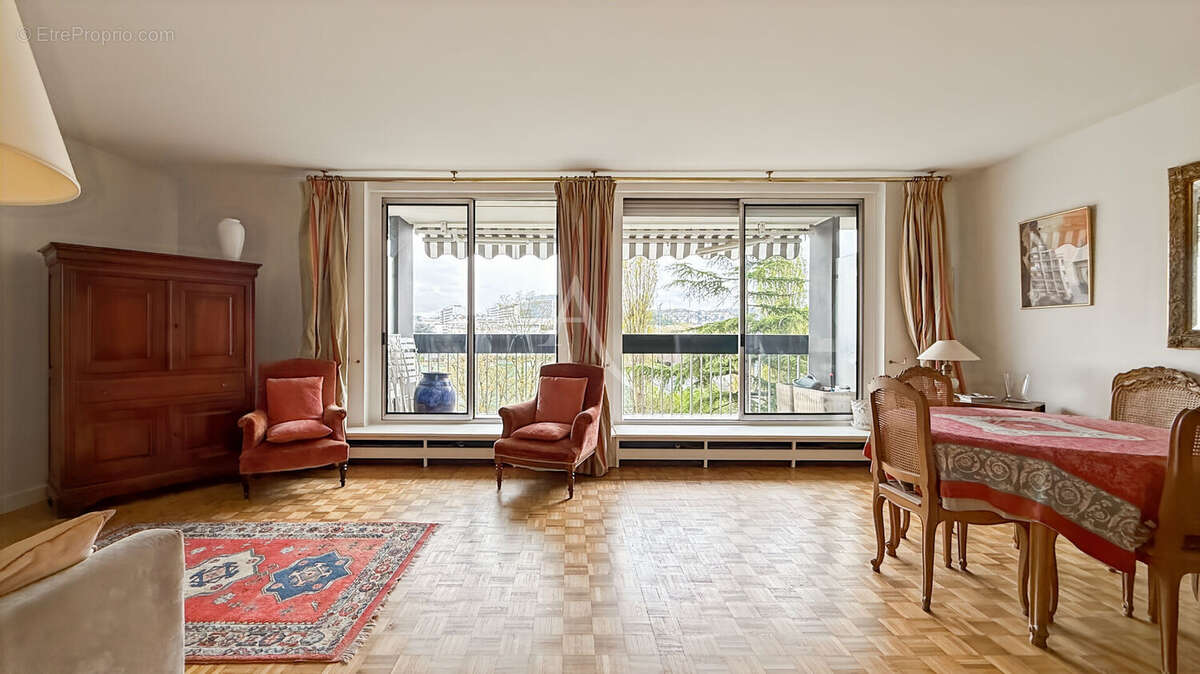 Appartement à BOULOGNE-BILLANCOURT