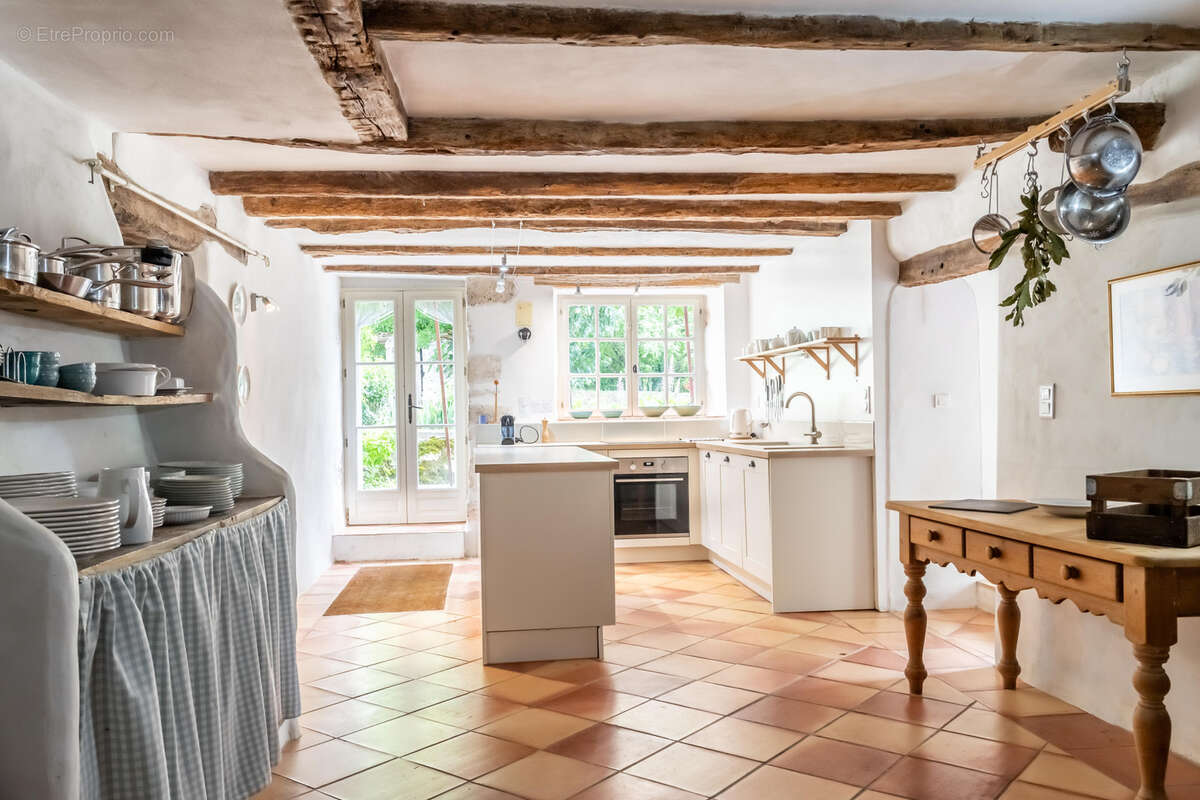 Maison à MONTAIGU-DE-QUERCY
