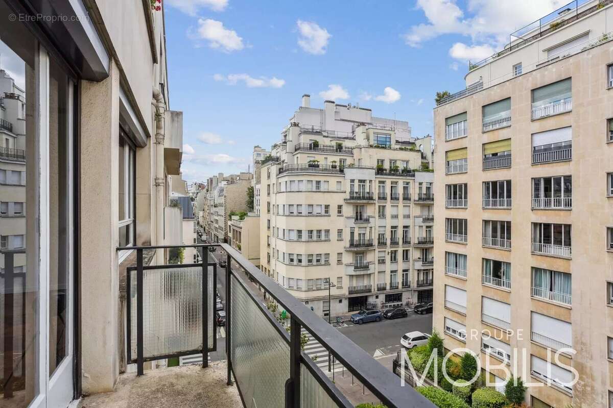75016 - faisanderie/longchamp - appartement rénové de 60,84 m2 en étage élevé, avec balcon et vues dégagées - 1 chambre - traver - photo 8